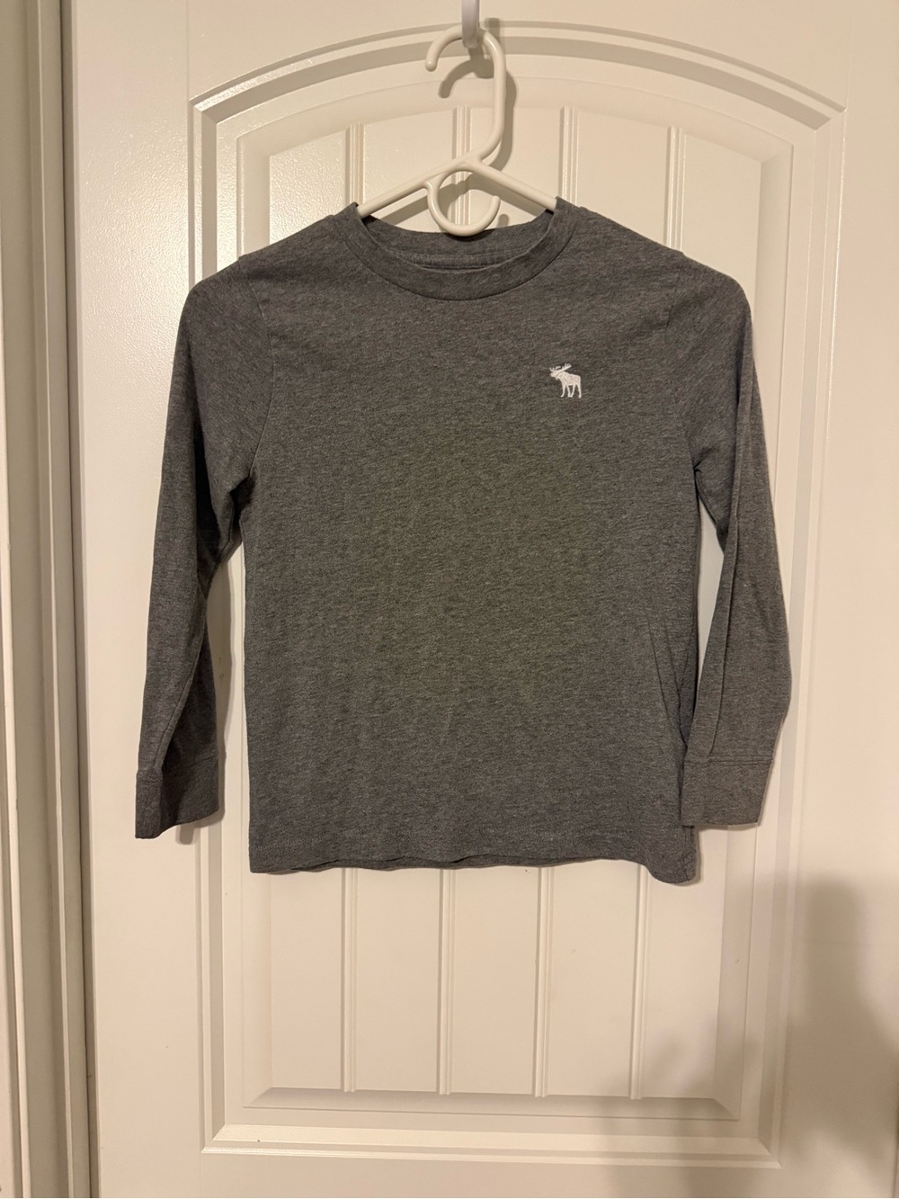 abercrombie kids Gray Long Sleeve Tee